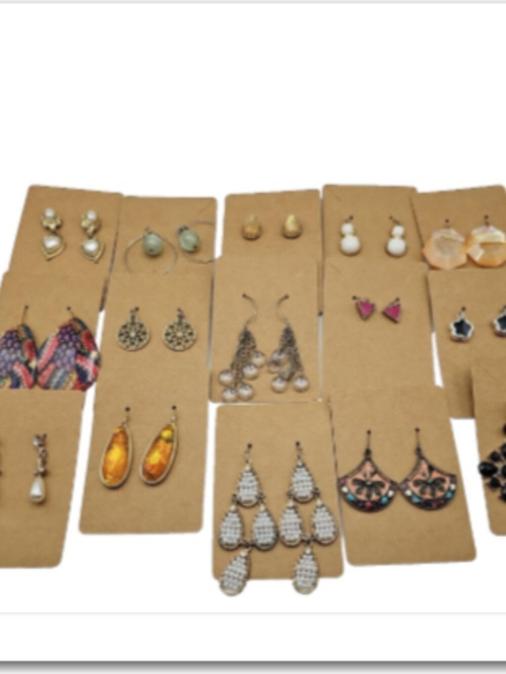 EARRING LOT - 15 PAIRS - PRE OWNED